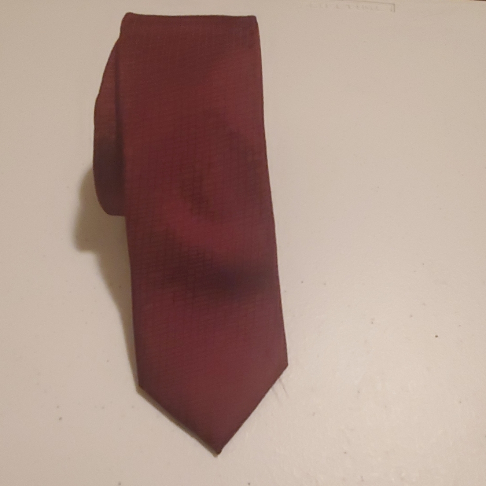 Satin dress burgundy tie